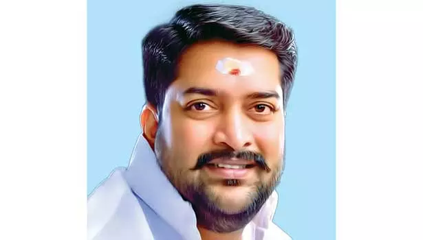 ஏழை மாணவர்களின் மருத்துவ கனவை கலைக்க திட்டமிட்ட சதி