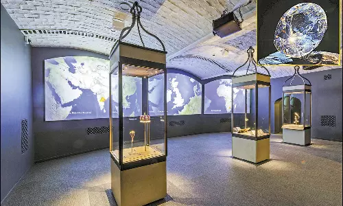 இந்தியாவின் வைரத்துக்கு புதிய அங்கீகாரம்: லண்டன் கண்காட்சியில் கோஹினூர் வைரம்