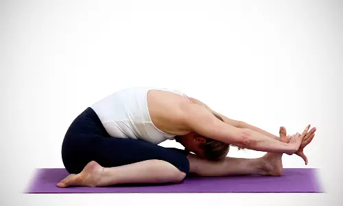 வயிறு, இடுப்பில் உள்ள அதிக சதையை கரைக்க உதவும் ஆசனம்...