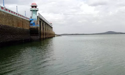 பவானிசாகர் அணைக்கு நீர்வரத்து குறைந்தது