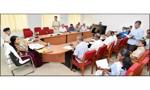 சந்துக்கடைகள், மதுவிற்பனை செய்யும் தாபாக்களுக்கு சீல்