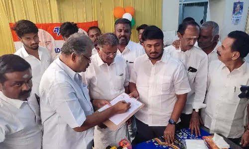 பாராளுமன்ற புதிய கட்டிடம் திறப்பு: எதிர்க்கட்சிகள் புறக்கணிப்பதை மக்கள் ஏற்க மாட்டார்கள்- ஜி.கே.வாசன்