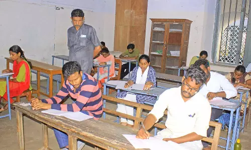 நெல்லை ஒருங்கிணைந்த பொறியியல் சார்நிலை பணிக்கான தேர்வு- 2,122 பேர் தேர்வு எழுதவில்லை