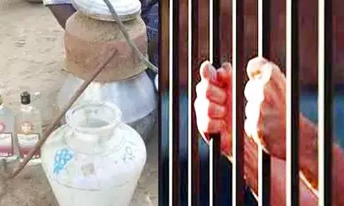 கள்ள சாராயம் விற்ற 4 பேருக்கு ஜெயில்