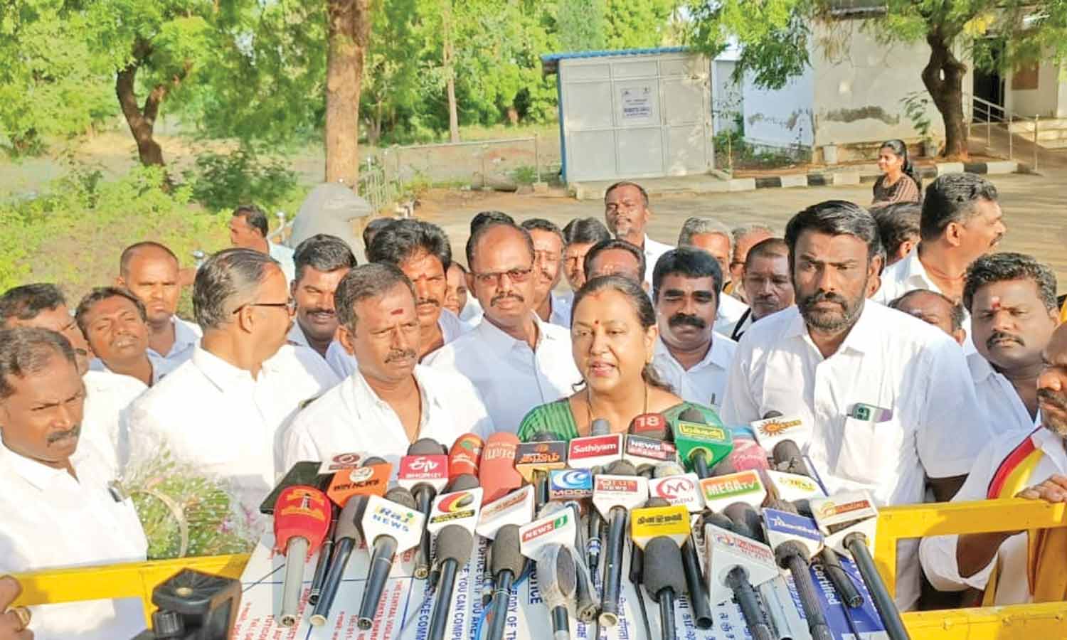 புதிய நாடாளுமன்றத்தில் தமிழகத்தின் செங்கோல் அமைவது தமிழருக்கு கிடைத்த பெருமை- பிரேமலதா