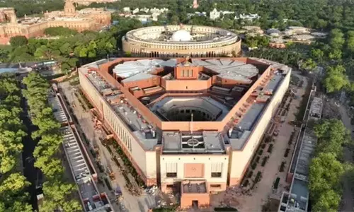 புதிய பாராளுமன்றத்தை சவப்பெட்டியுடன் ஒப்பிட்ட ஆர்ஜேடி... காட்டமாக பதிலடி கொடுத்த பாஜக