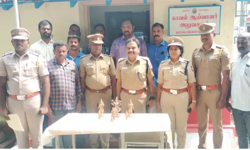 தாரமங்கலம் பெருமாள் கோவிலில் கொள்ளையடிக்கப்பட்ட 7 சாமி சிலைகள் மீட்பு; போலி சாமியார் கைது