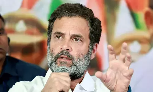 பாராளுமன்ற திறப்பு விழாவை முடிசூட்டு விழாவாக கருதுகிறார் பிரதமர் மோடி - ராகுல் காந்தி