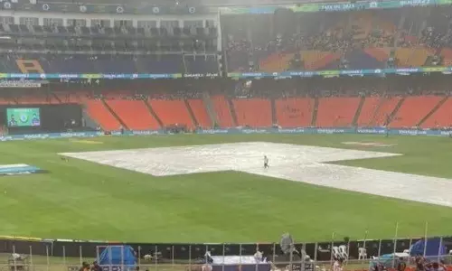 ஐபிஎல் இறுதிப்போட்டி - மழை காரணமாக ஆட்டம் பாதிப்பு