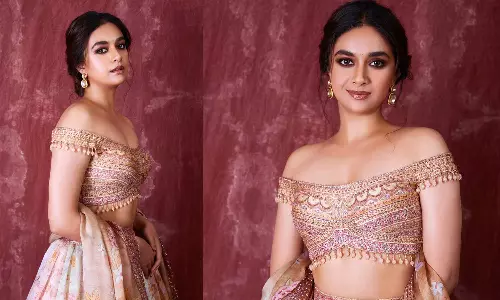 புன்னகையை பகிர்ந்து கொள்கிறேன்.. கீர்த்தி சுரேஷ் லேட்டஸ்ட் கிளிக்ஸ் வைரல்