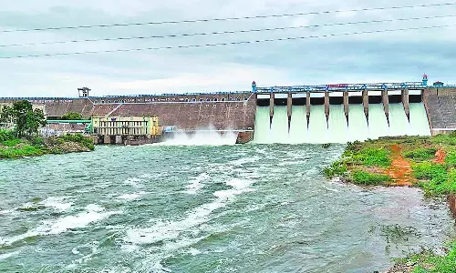 தடப்பள்ளி-அரக்கன் கோட்டை பாசனத்திற்கு தண்ணீர் திறப்பு குறைப்பு