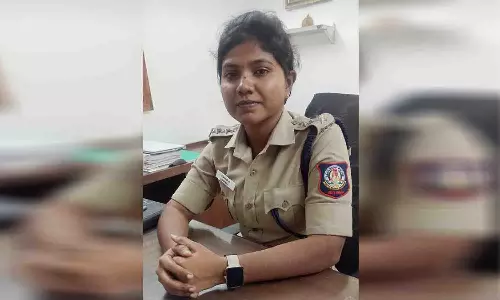 ஆன்லைன் மோசடிகளில் சிக்காமல் பொதுமக்கள் விழிப்புணர்வுடன் இருக்க வேண்டும் - டி.எஸ்.பி.,அறிவுறுத்தல்