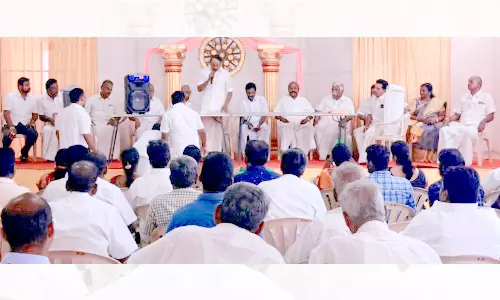 அ.தி.மு.க., தேர்தல் பூத் கமிட்டி ஆலோசனைக் கூட்டம்