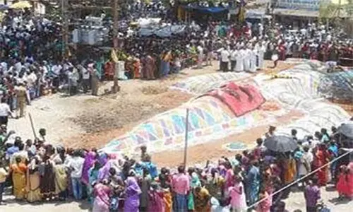 திரவுபதி அம்மன் கோவிலில் மகாபாரத அக்னி வசந்தபெருவிழா