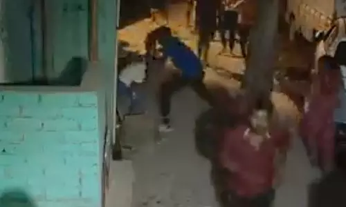 காதலியை வெறித்தனமாக குத்திக் கொன்ற காதலன்.. டெல்லியை அதிர வைத்த சம்பவம்