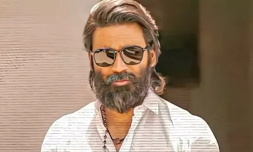 இணையத்தை கலக்கும் நடிகர் தனுஷின் சமீபத்திய புகைப்படம்