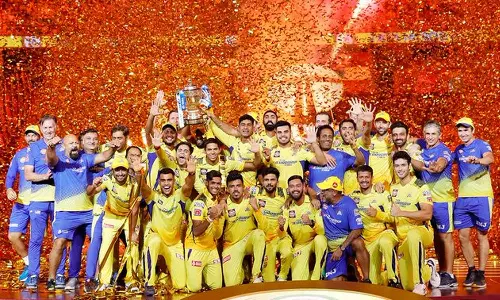 கோப்பையை வென்ற சிஎஸ்கே அணிக்கு ரூ.20 கோடி.. 3-வது இடம் பிடித்த மும்பைக்கு ரூ.7 கோடி பரிசு அறிவிப்பு