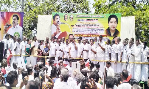 சாராயம், கஞ்சா போதை போன்றவற்றை தடுக்க வேண்டும்