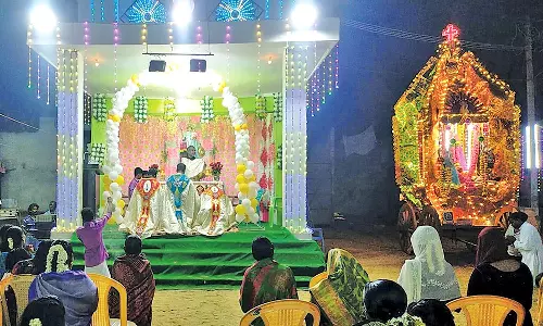 வள்ளியூர் அருகே அந்தோணியார் ஆலய திருவிழா தேர்ப்பவனி