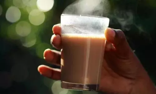 சேலம் மணியனூரில் சூடான டீ கொட்டியதில் சிறுமி படுகாயம்