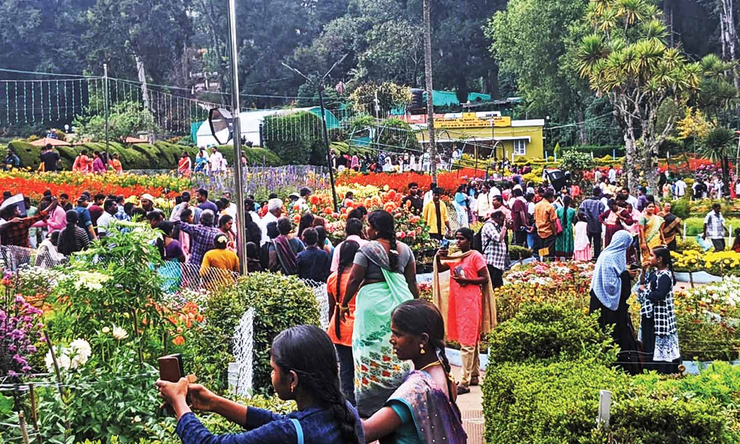 மலர் கண்காட்சி நிறைவு- கொடைக்கானல் பிரையண்ட் பூங்கா வருவாய் ரூ.20.27 லட்சம்