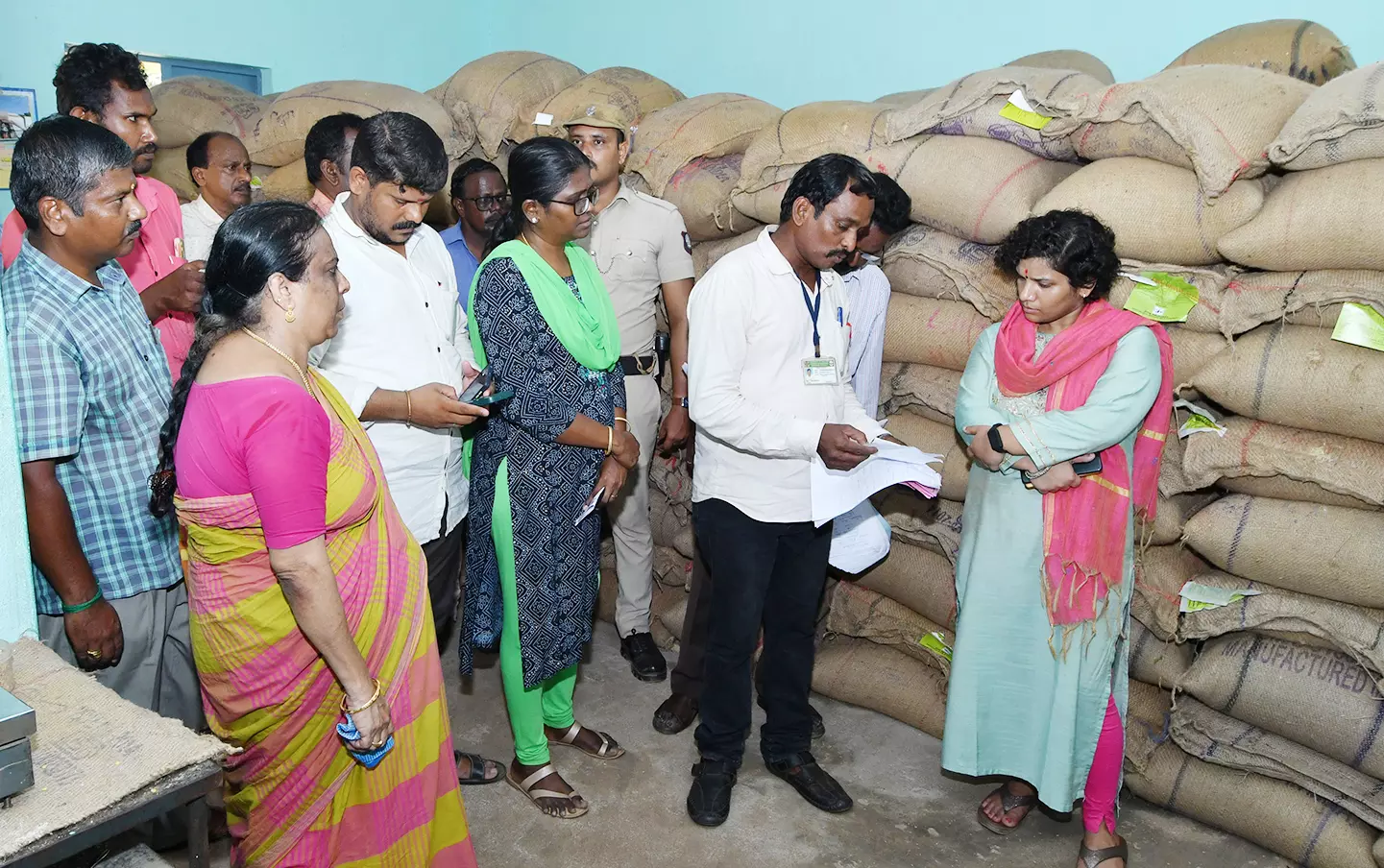 வளர்ச்சி பணிகளை கலெக்டர் ஆய்வு வளர்ச்சி பணிகளை கலெக்டர் ஆய்வு