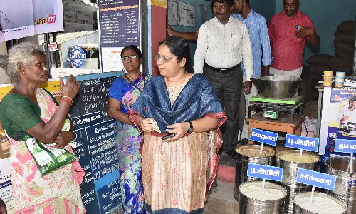 அரியலூர் தற்காலிக பேருந்து நிலையத்தில் அடிப்படை வசதிகள் ஏற்படுத்த கலெக்டர் உத்தரவு