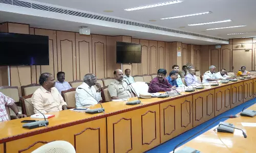 அனைத்து அரசுத் துறைகளும் ஒன்றிணைந்து செயல்பட்டால் தடை செய்யப்பட்ட புகையிலை பொருட்களை முற்றிலும் ஒழிக்கலாம்