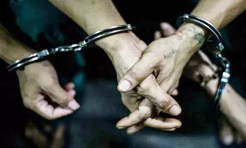 வாலிபரை சுட்டுக் கொல்ல துப்பாக்கி வழங்கியது யார்?