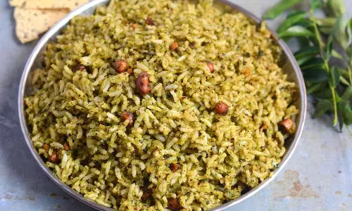 15 நிமிடத்தில் செய்யலாம் கறிவேப்பிலை  மிளகு சாதம்