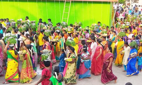 வீரகவுண்டனூர் கிராமத்தில் கூழ் ஊற்றும் விழா