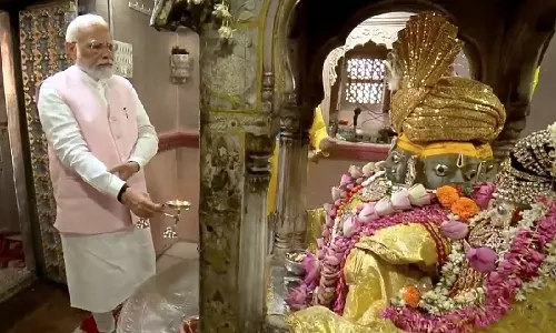 ராஜஸ்தானில் உள்ள பிரம்மா கோவிலில் பிரதமர் மோடி சாமி தரிசனம்
