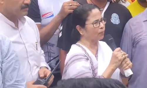 மல்யுத்த வீரர்கள் விவகாரத்தில் உலகளவில் நாட்டின் நற்பெயர் கெட்டுவிட்டது- மம்தா பானர்ஜி