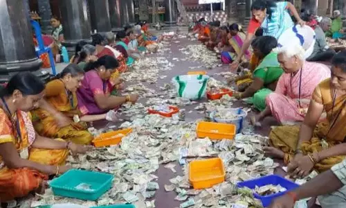 சிறுவாச்சூர் மதுரகாளியம்மன் கோவிலில் ரூ.25 லட்சம் உண்டியல் காணிக்கை வசூல்