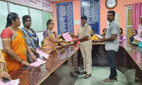 கடலூரில் இணையவழி குற்றம் தடுப்பது குறித்து விழிப்புணர்வு