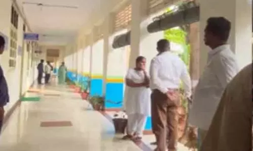 ரெயில்வே பயிற்சி பள்ளி மாணவர்களுக்கு உடல்நிலை பாதிப்பு