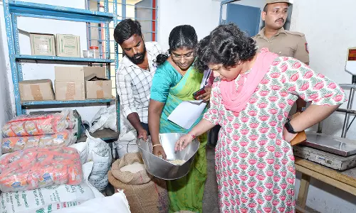 வளர்ச்சி திட்டப்பணிகள் கலெக்டர் ஆய்வு