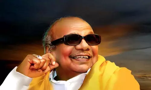 கருணாநிதி நூற்றாண்டு விழாவை முன்னிட்டு முதியோர்களுக்கு உணவு