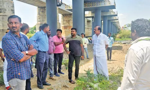 தாமிரபரணி ஆற்றில் கழிவுநீர் கலக்கும் பகுதிகளில் மாநகராட்சி கமிஷனர் திடீர் ஆய்வு