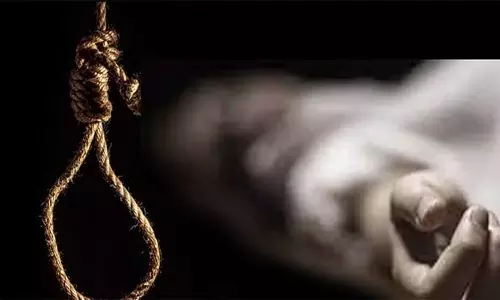 வேலூர் அருகே தொழிலாளி தற்கொலை