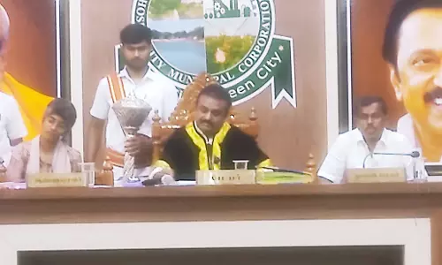 ஓசூர் மாநகராட்சியில் கவுன்சிலர்களை அதிகாரிகள், அலுவலர்கள் யாரும் மதிப்பதே இல்லை-தி.மு.க. கவுன்சிலர் ஆவேசம்