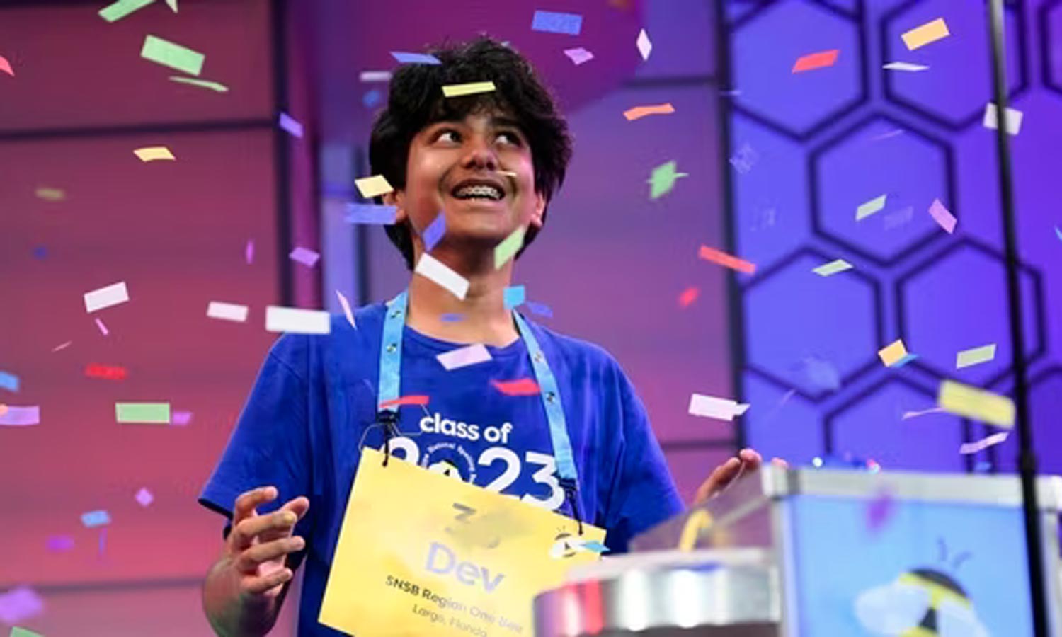 பிரபல ஸ்பெல்லிங் பீ போட்டியில் சாம்பியன் பட்டம் வென்ற இந்திய வம்சாவளி சிறுவனுக்கு ரூ.41 லட்சம் பரிசு