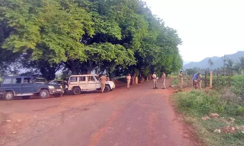 உடல் நலம் பாதிப்பால் ஒரே இடத்தில் தஞ்சம்- அரிசி கொம்பன் யானையை நினைத்து மூணாறு மக்கள் கவலை