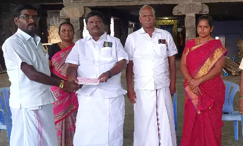 துங்கபுரம் வரதராஜ பெருமாள் கோவிலுக்கு ரூ.35 லட்சத்தில் புதிய தேர் செய்யும் பணி தொடக்கம்