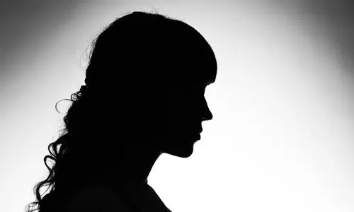 4 பெண் குழந்தைகளை பெற்ற பெண் கருத்தடைக்கு மறுப்பு- டாக்டர்கள் சமரசம் செய்தும் ஏற்கவில்லை