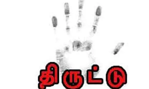 குன்னூர் அருகே 15 பவுன் நகை, ரூ.40 ஆயிரம் திருட்டு