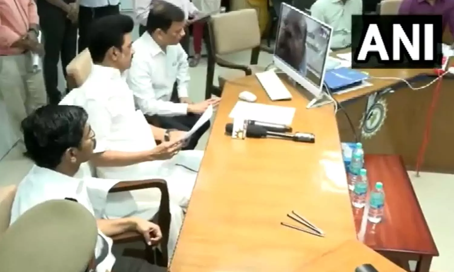 ரெயில் விபத்தில் உயிரிழந்த தமிழர்களின்... ... ஒடிசா ரெயில் விபத்து லைவ் அப்டேட்ஸ்