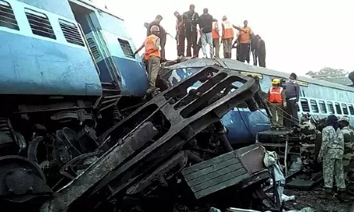 இதுவரை நிகழ்ந்த நாட்டின் கோர ரெயில் விபத்துகள்..