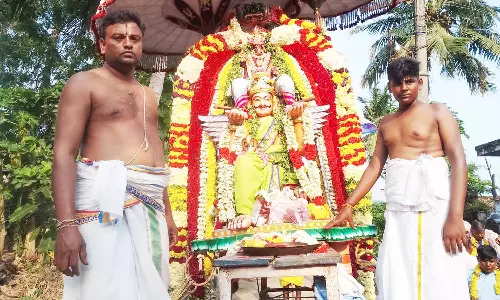 லட்சுமி நாராயணசாமி கருட சேவை விழா