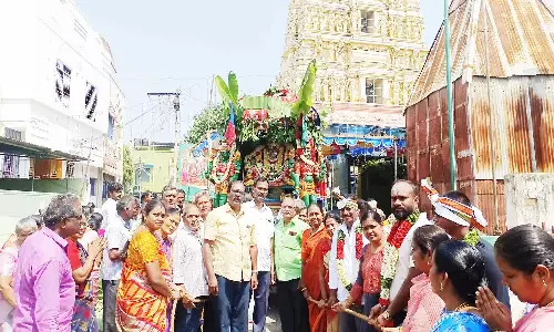 முத்துக்குமார சாமி கோவில் தேரோட்டம்